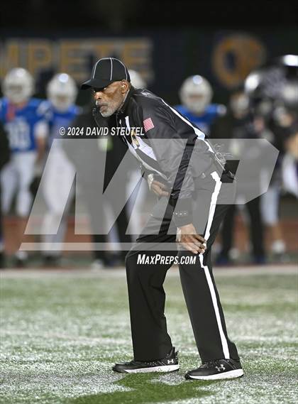 Thumbnail 3 in Amador Valley vs. Frontier (CIF State Div. 3-AA Final) photogallery.