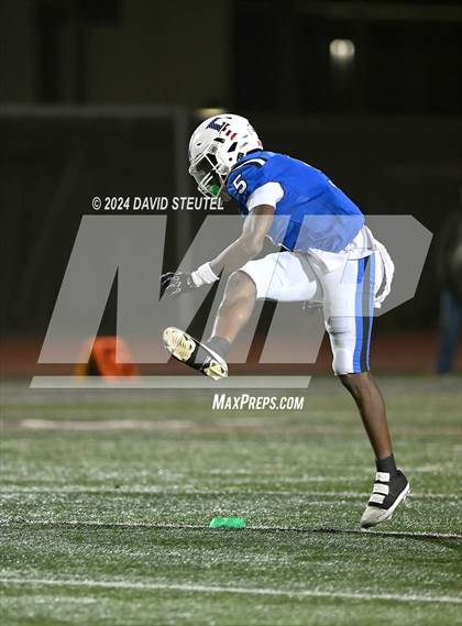 Thumbnail 3 in Amador Valley vs. Frontier (CIF State Div. 3-AA Final) photogallery.