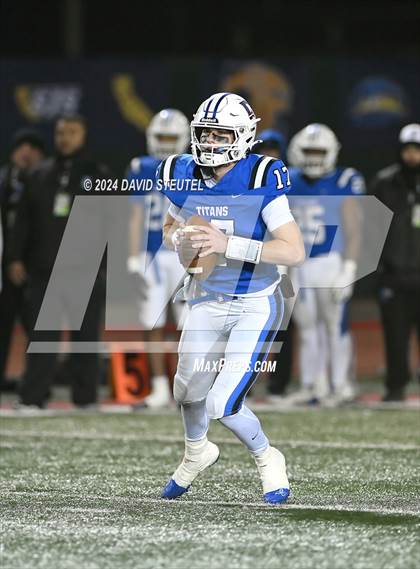 Thumbnail 2 in Amador Valley vs. Frontier (CIF State Div. 3-AA Final) photogallery.