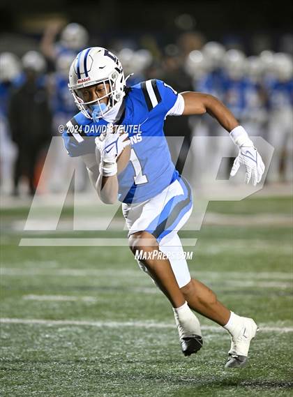 Thumbnail 1 in Amador Valley vs. Frontier (CIF State Div. 3-AA Final) photogallery.