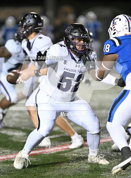 Thumbnail 3 in Amador Valley vs. Frontier (CIF State Div. 3-AA Final) photogallery.