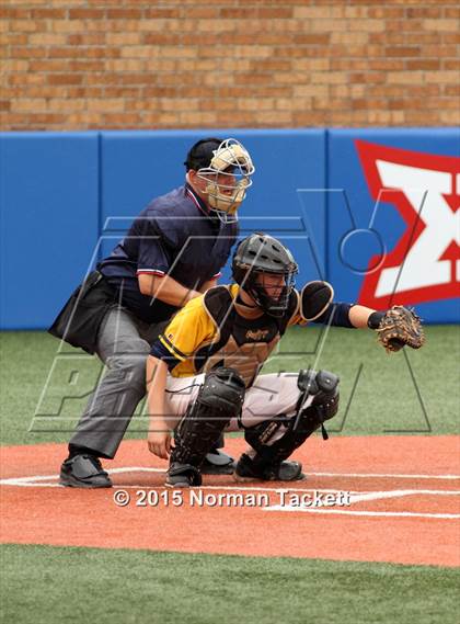 Thumbnail 2 in Northwest vs. Shawnee Mission Northwest (KSHSAA 6A Playoff) photogallery.