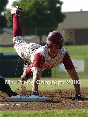 Thumbnail 3 in West-Bakersfield @ Tulare Union (Section Playoffs) photogallery.