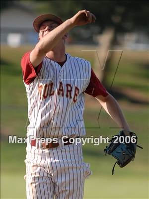 Thumbnail 2 in West-Bakersfield @ Tulare Union (Section Playoffs) photogallery.