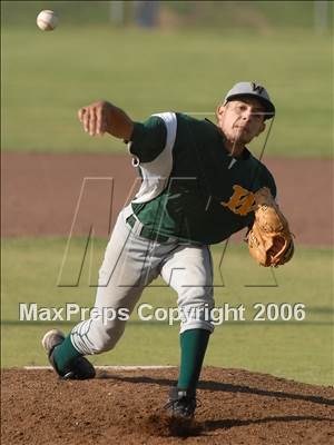Thumbnail 3 in West-Bakersfield @ Tulare Union (Section Playoffs) photogallery.