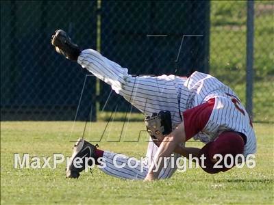 Thumbnail 2 in West-Bakersfield @ Tulare Union (Section Playoffs) photogallery.