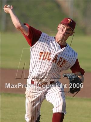 Thumbnail 3 in West-Bakersfield @ Tulare Union (Section Playoffs) photogallery.