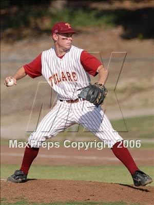 Thumbnail 3 in West-Bakersfield @ Tulare Union (Section Playoffs) photogallery.