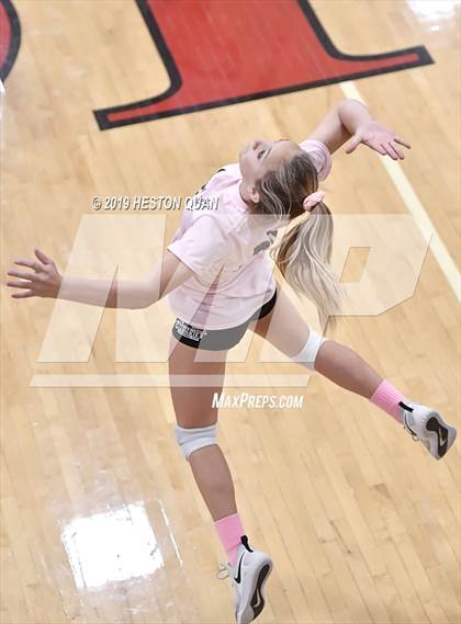 Thumbnail 1 in Santa Margarita @ JSerra Catholic photogallery.