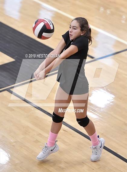 Thumbnail 2 in Santa Margarita @ JSerra Catholic photogallery.