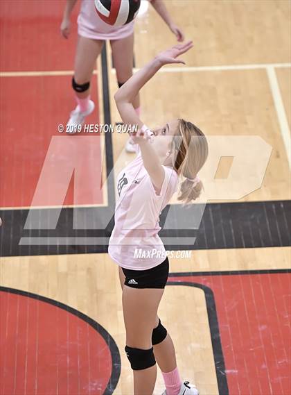 Thumbnail 2 in Santa Margarita @ JSerra Catholic photogallery.
