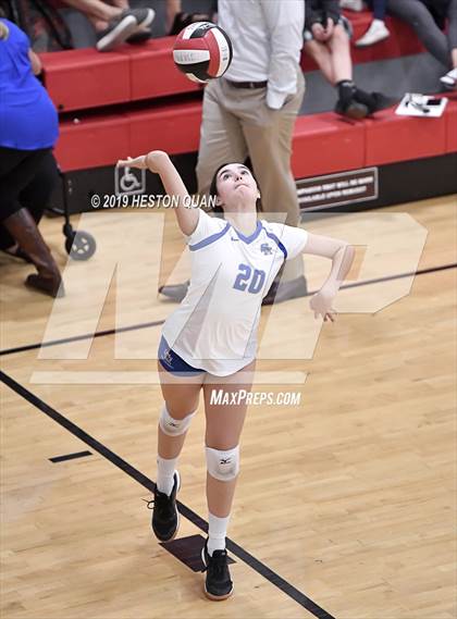 Thumbnail 3 in Santa Margarita @ JSerra Catholic photogallery.