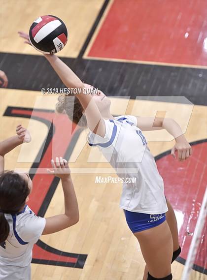 Thumbnail 2 in Santa Margarita @ JSerra Catholic photogallery.