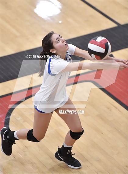 Thumbnail 2 in Santa Margarita @ JSerra Catholic photogallery.