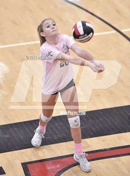 Thumbnail 3 in Santa Margarita @ JSerra Catholic photogallery.