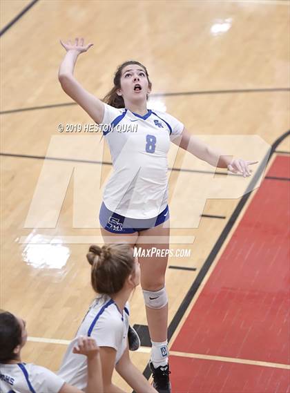 Thumbnail 2 in Santa Margarita @ JSerra Catholic photogallery.