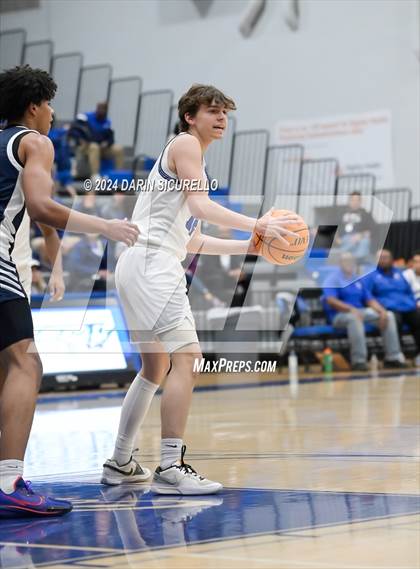 Thumbnail 2 in Pinnacle vs Mesquite (AIA Open Round 1) photogallery.