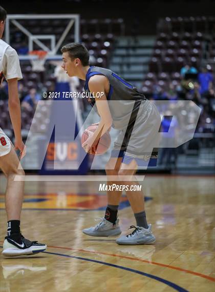 Thumbnail 3 in Carbon vs. Grand County (UHSAA 3A Consolation Semifinal) photogallery.