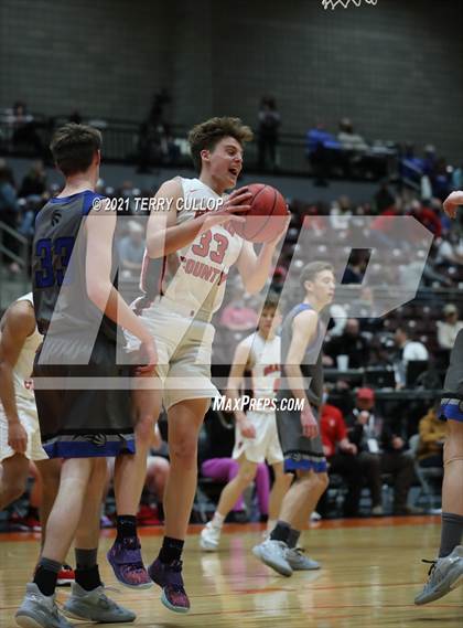 Thumbnail 2 in Carbon vs. Grand County (UHSAA 3A Consolation Semifinal) photogallery.