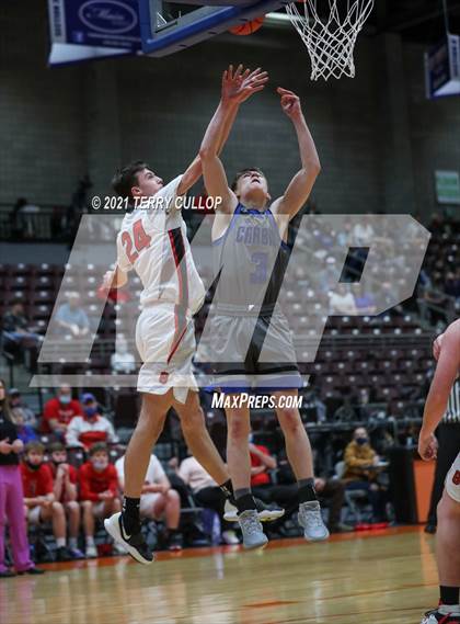 Thumbnail 2 in Carbon vs. Grand County (UHSAA 3A Consolation Semifinal) photogallery.