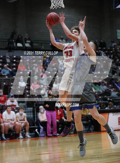 Thumbnail 2 in Carbon vs. Grand County (UHSAA 3A Consolation Semifinal) photogallery.