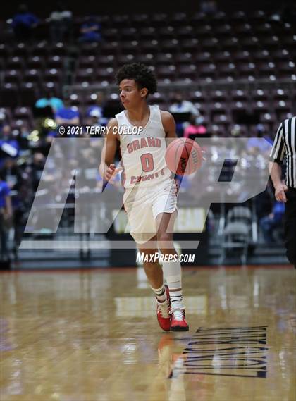 Thumbnail 1 in Carbon vs. Grand County (UHSAA 3A Consolation Semifinal) photogallery.