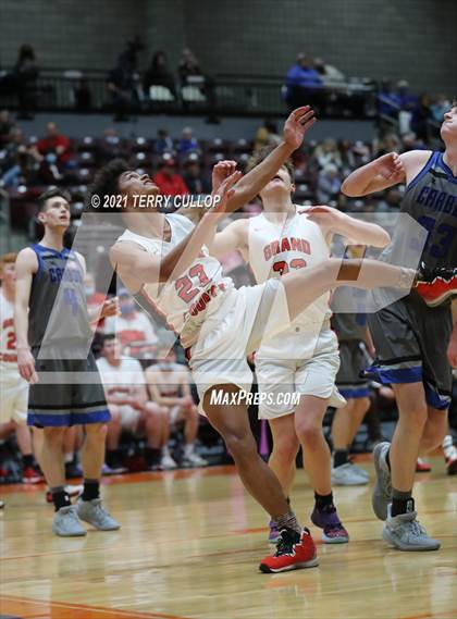 Thumbnail 2 in Carbon vs. Grand County (UHSAA 3A Consolation Semifinal) photogallery.