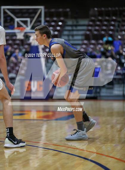Thumbnail 2 in Carbon vs. Grand County (UHSAA 3A Consolation Semifinal) photogallery.