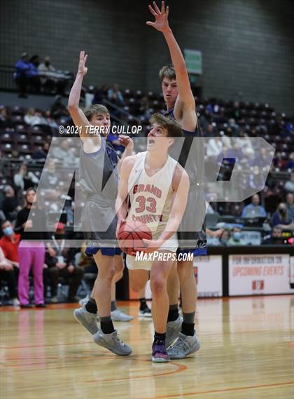 Thumbnail 2 in Carbon vs. Grand County (UHSAA 3A Consolation Semifinal) photogallery.