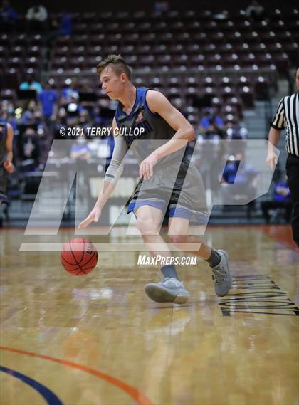 Thumbnail 3 in Carbon vs. Grand County (UHSAA 3A Consolation Semifinal) photogallery.