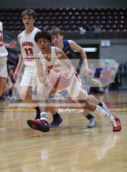 Thumbnail 3 in Carbon vs. Grand County (UHSAA 3A Consolation Semifinal) photogallery.