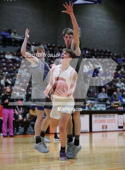 Thumbnail 3 in Carbon vs. Grand County (UHSAA 3A Consolation Semifinal) photogallery.