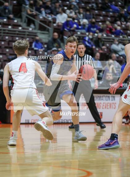 Thumbnail 2 in Carbon vs. Grand County (UHSAA 3A Consolation Semifinal) photogallery.