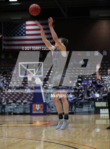 Thumbnail 2 in Carbon vs. Grand County (UHSAA 3A Consolation Semifinal) photogallery.
