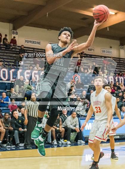 Thumbnail 1 in Moreau Catholic vs. Jesuit (MLK De La Salle/MaxPreps Classic) photogallery.