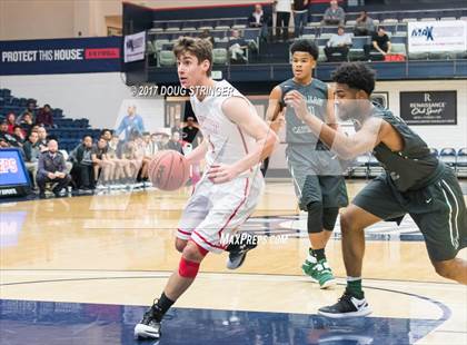 Thumbnail 2 in Moreau Catholic vs. Jesuit (MLK De La Salle/MaxPreps Classic) photogallery.