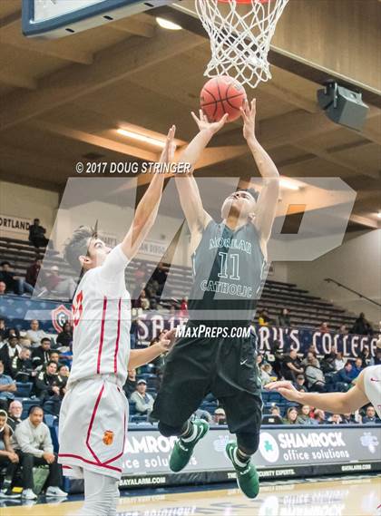 Thumbnail 1 in Moreau Catholic vs. Jesuit (MLK De La Salle/MaxPreps Classic) photogallery.