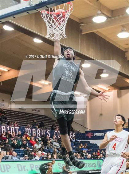Thumbnail 2 in Moreau Catholic vs. Jesuit (MLK De La Salle/MaxPreps Classic) photogallery.