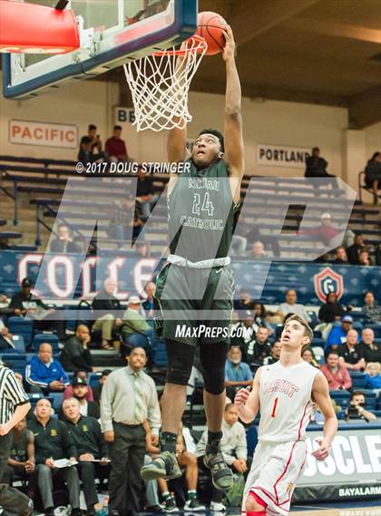 Thumbnail 1 in Moreau Catholic vs. Jesuit (MLK De La Salle/MaxPreps Classic) photogallery.