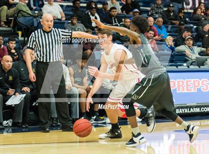 Thumbnail 2 in Moreau Catholic vs. Jesuit (MLK De La Salle/MaxPreps Classic) photogallery.