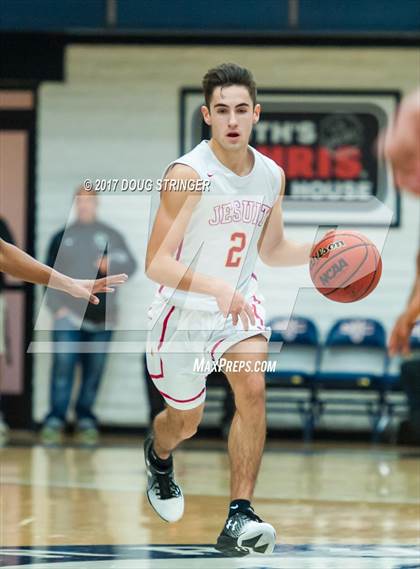 Thumbnail 2 in Moreau Catholic vs. Jesuit (MLK De La Salle/MaxPreps Classic) photogallery.