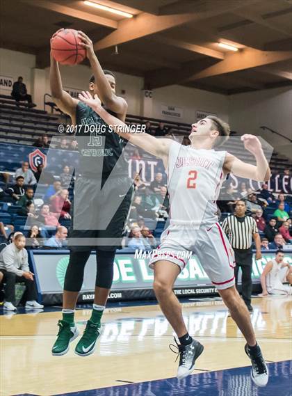 Thumbnail 2 in Moreau Catholic vs. Jesuit (MLK De La Salle/MaxPreps Classic) photogallery.