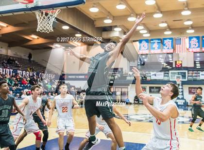 Thumbnail 3 in Moreau Catholic vs. Jesuit (MLK De La Salle/MaxPreps Classic) photogallery.