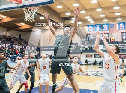 Thumbnail 1 in Moreau Catholic vs. Jesuit (MLK De La Salle/MaxPreps Classic) photogallery.