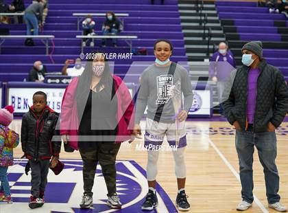 Thumbnail 3 in Warren Central @ Ben Davis photogallery.