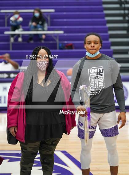 Thumbnail 1 in Warren Central @ Ben Davis photogallery.