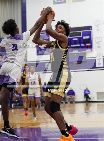 Thumbnail 2 in Warren Central @ Ben Davis photogallery.