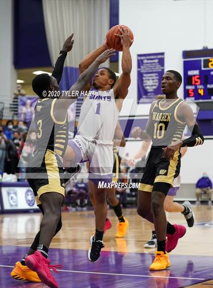 Thumbnail 2 in Warren Central @ Ben Davis photogallery.