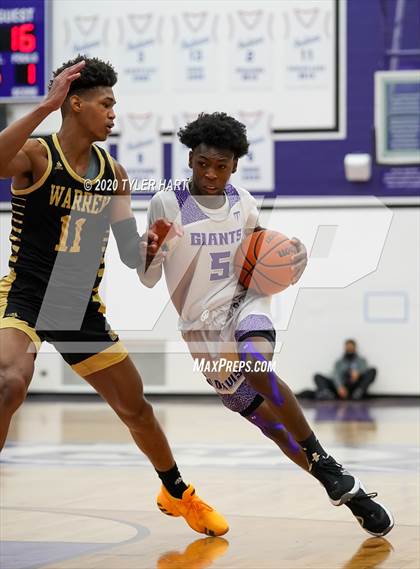 Thumbnail 3 in Warren Central @ Ben Davis photogallery.