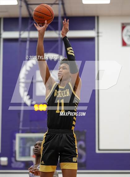 Thumbnail 2 in Warren Central @ Ben Davis photogallery.